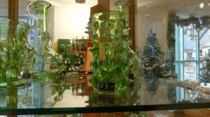 Kunst aus grünem Thüringer Waldglas